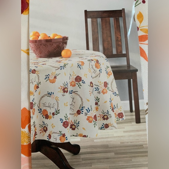 New Way to Celebrate Peva Tablecloth - grateful/thankful - Picture 5 of 5